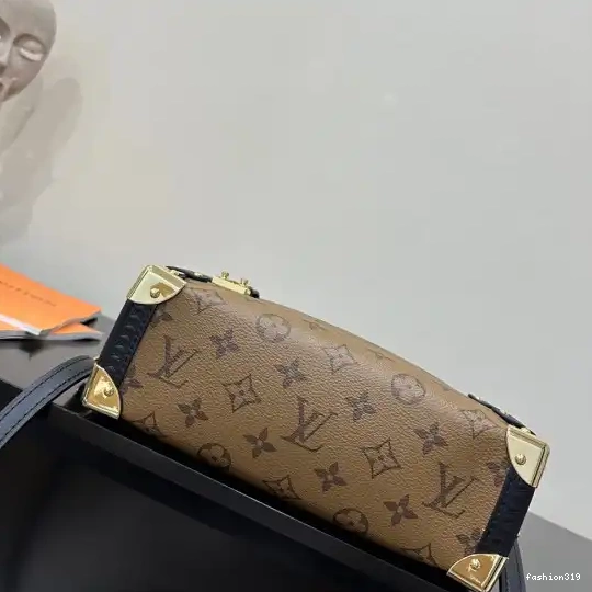 VUITTON MM LOUIS TRUNK SIDE 0504
